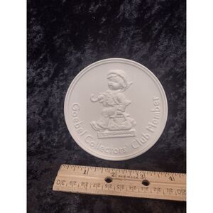 Vtg Hummel 1976 Goebel Collectors Club Member Bisque Disk Plaque West Germany